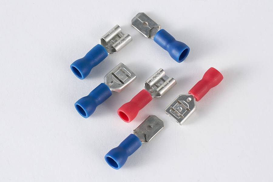 Doppeltes crimp -vinyl -isoliertes Terminal