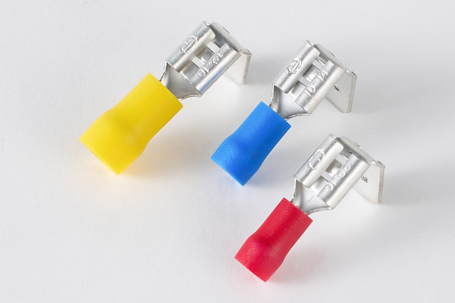 Doppel -Crimp -Vinyl -isoliertes Schweinerschweinernschreiber