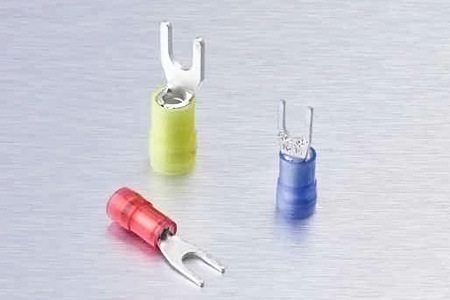 Doppel -Crimp -Nylon -Isoliergabel -Formentschreibungsverbett